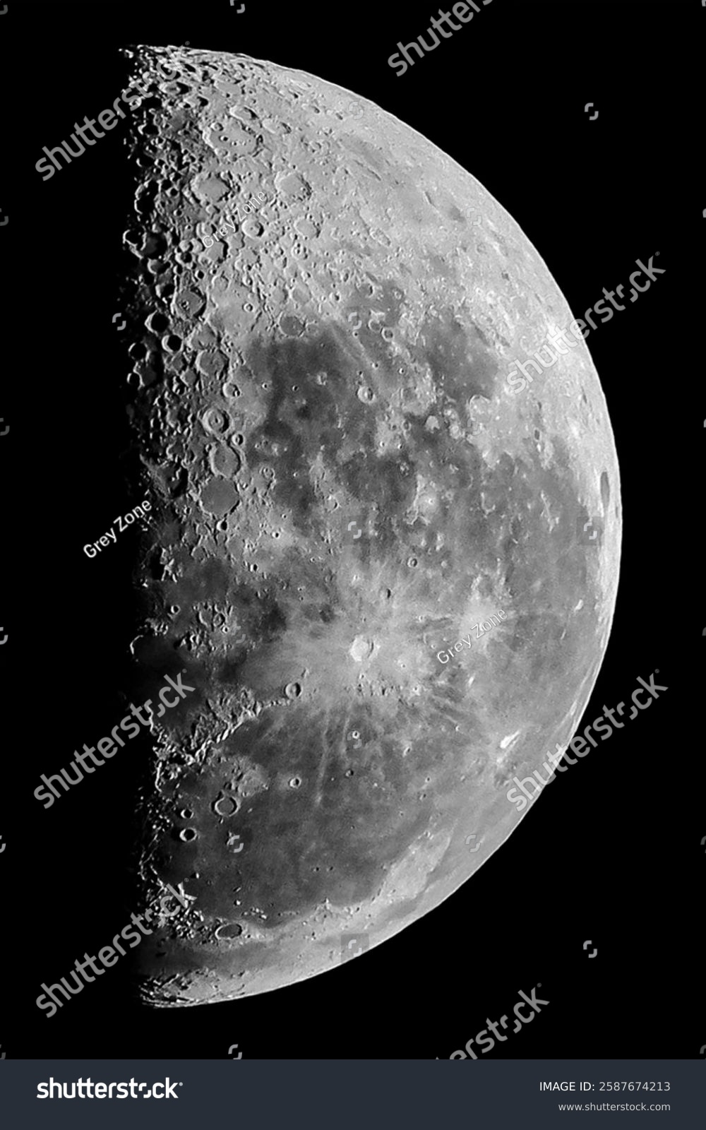 Mondoberfläche in HD – Krater und Strukturen