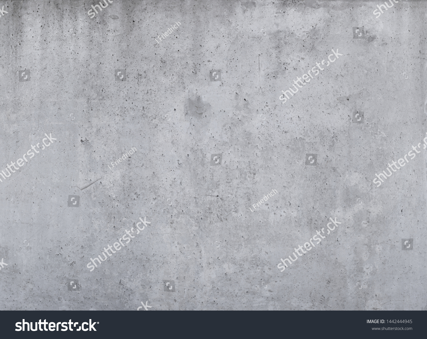 Alte Betonwand mit verschmutzter Oberfläche