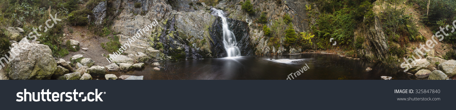Wasserfall im Canyon der Hohen Venn Ardennen