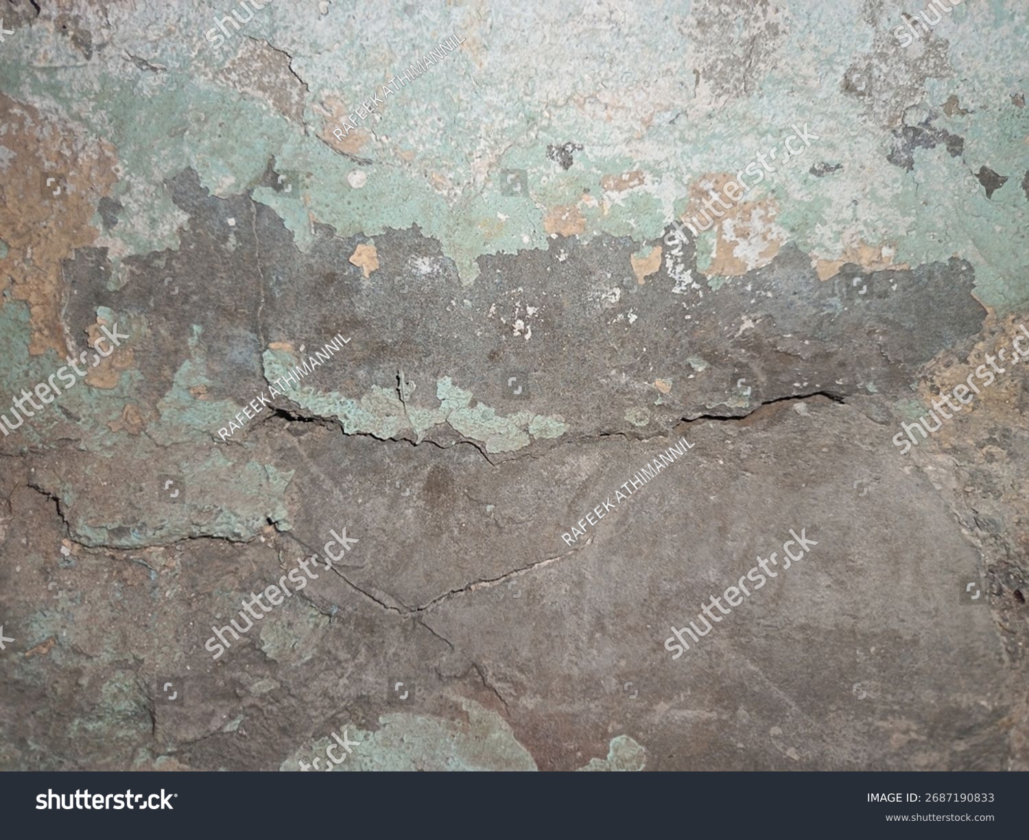 Nahaufnahme einer gerissenen Betonoberfläche